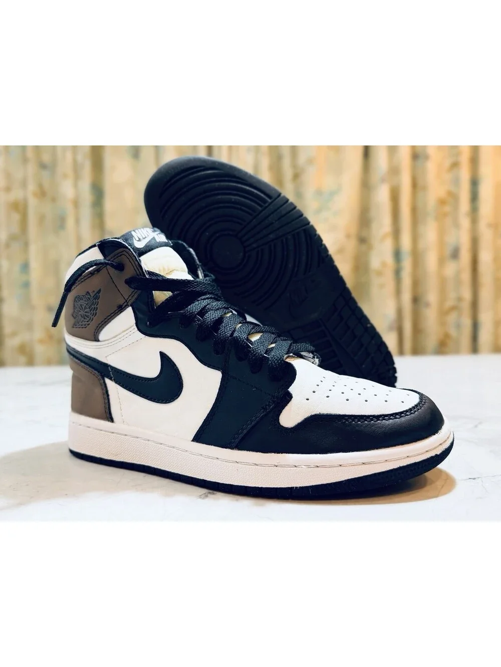 Size 8 - Jordan 1 Retro OG High Dark Mocha